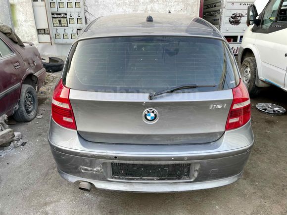 PLAKALI KAYITSIZ BMW 110BİN DE OTOMATİK