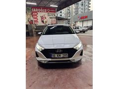 Sahibinden Hyundai i20 1.4 MPI Elite 2023 Model 