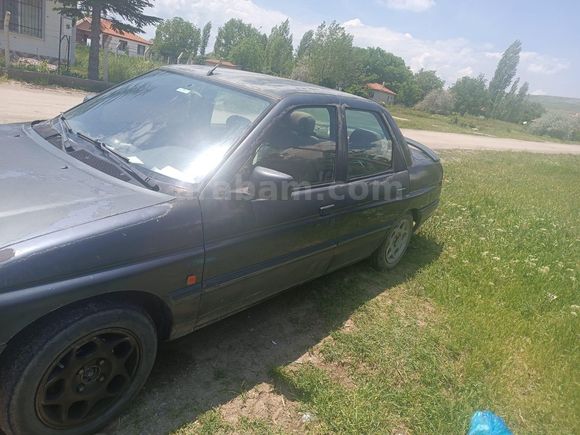 Sahibinden Ford Escort 1.8 CLX 1995 Model