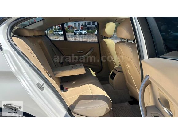 2016 320İ ED Dış M sport hatasız.(177.000kmde)