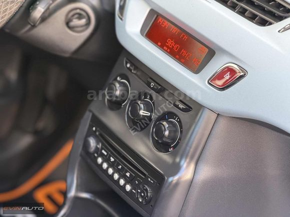 EVİN AUTO'DAN 2014 MODEL CİTROEN C3 OTOMATİK 136 BİNKM CAM TAVAN