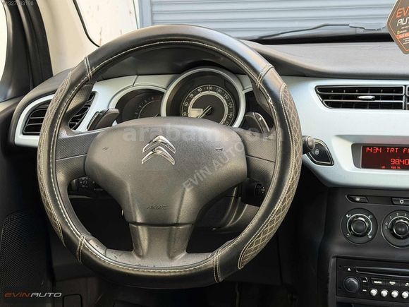 EVİN AUTO'DAN 2014 MODEL CİTROEN C3 OTOMATİK 136 BİNKM CAM TAVAN