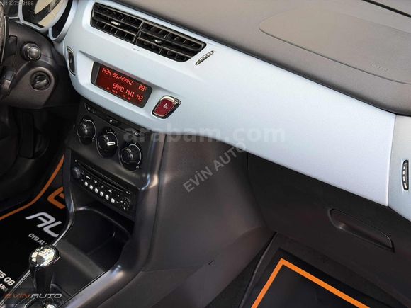 EVİN AUTO'DAN 2014 MODEL CİTROEN C3 OTOMATİK 136 BİNKM CAM TAVAN