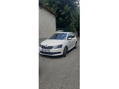 Sahibinden Skoda Fabia 1.0 GreenTec Ambition 2015 Model İstanbul