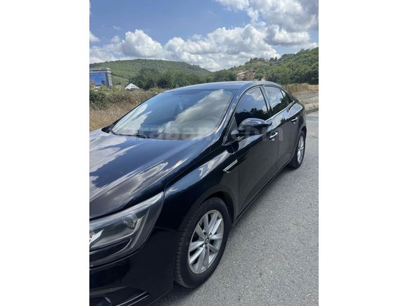 Sahibinden Renault Megane 1.5 dCi Touch 2017 Model  250.000 km Siyah