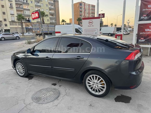 Sahibinden Renault Laguna 1.5 dCi Dynamique 2009 Model  390.000 km Siyah