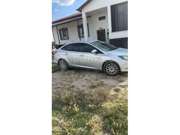 Sahibinden Ford Focus 1.6 TDCi Titanium 2013 Model 