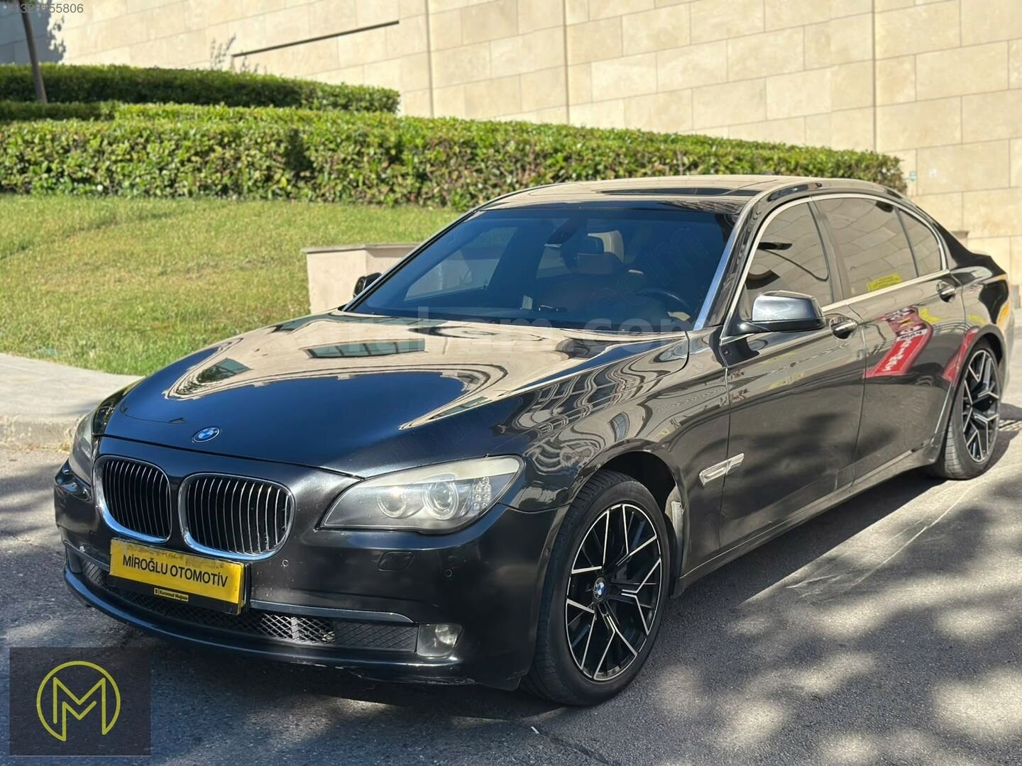 Galeriden BMW 7 Serisi 730d Long Exclusive 2012 Model İstanbul 294.460 km Siyah 3