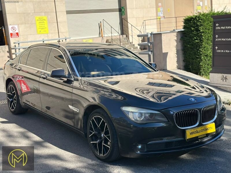 Galeriden BMW 7 Serisi 730d Long Exclusive 2012 Model İstanbul 294.460 km Siyah