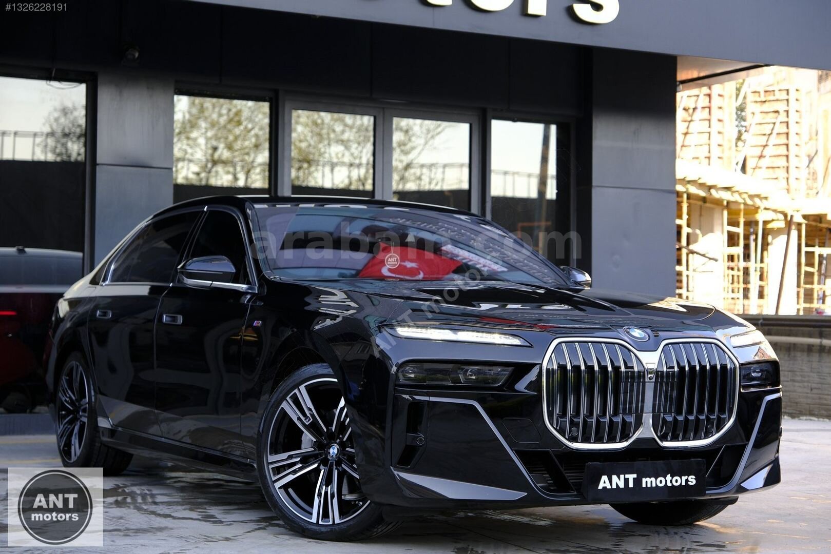 Galeriden BMW 7 Serisi 740d xDrive M Excellence 2025 Model İstanbul 9.000 km Siyah 3