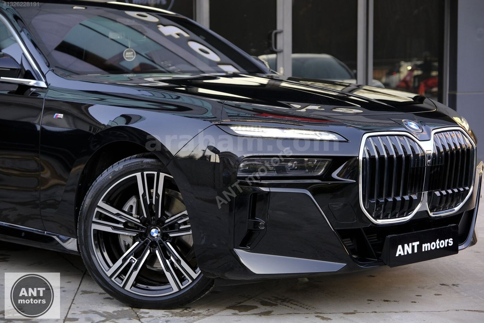 Galeriden BMW 7 Serisi 740d xDrive M Excellence 2025 Model İstanbul 9.000 km Siyah 5