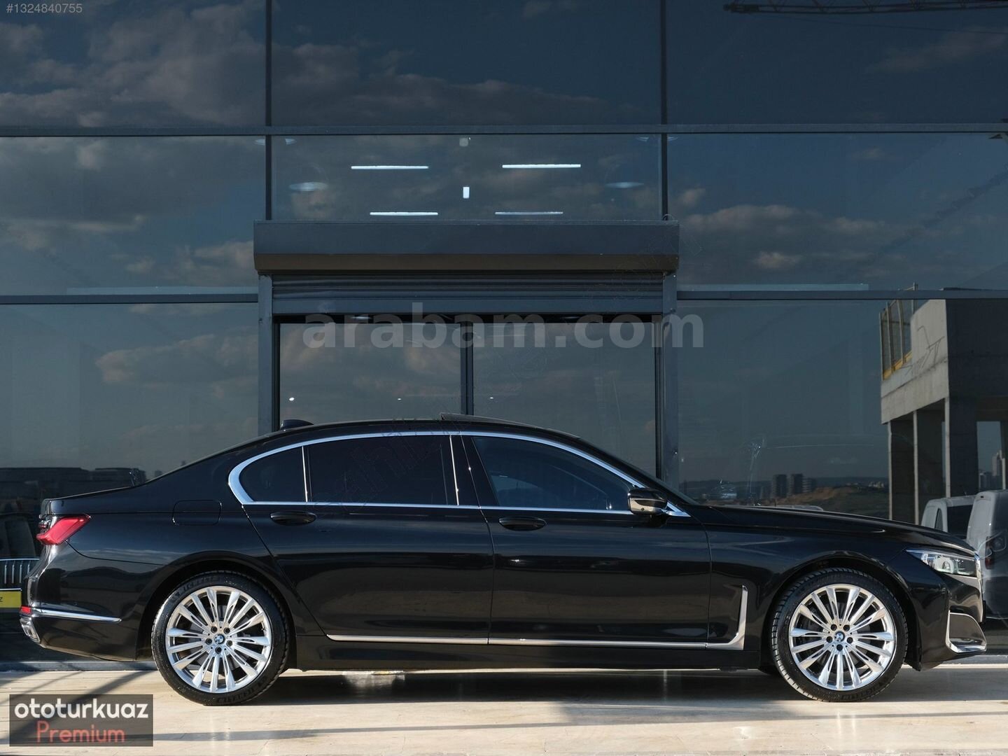 Galeriden BMW 7 Serisi 740d xDrive Long Pure Excellence 2020 Model Ankara 168.000 km Siyah 7