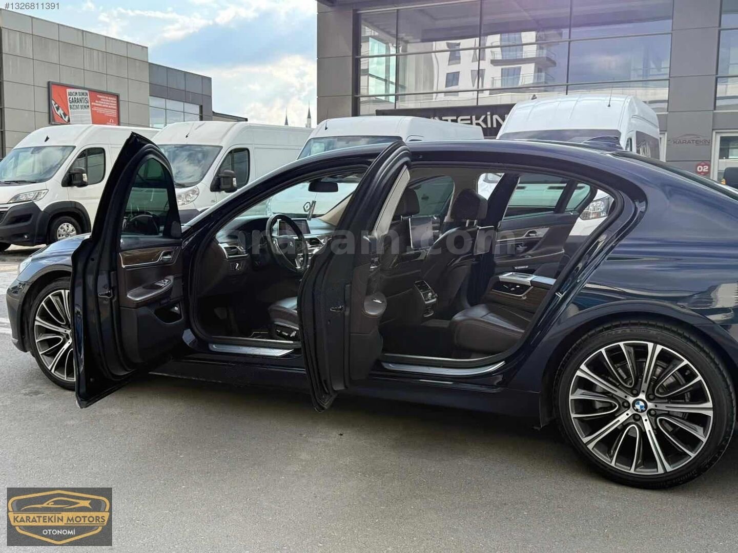 Galeriden BMW 7 Serisi 730i Long Pure Excellence 2016 Model Ankara 229.900 km Lacivert 4