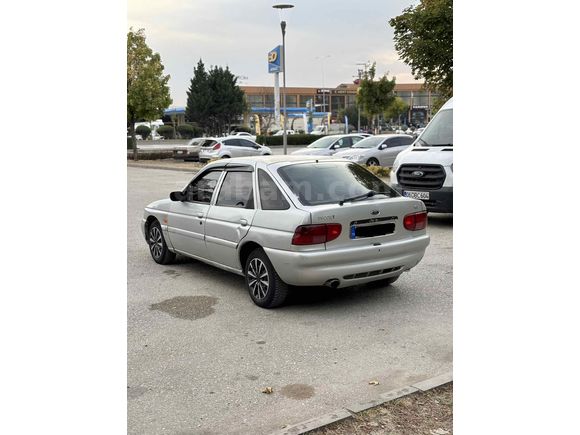 Sahibinden Ford Escort 1.8 CLX 1996 Model Ankara
