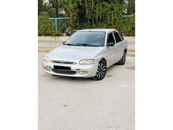 Sahibinden Ford Escort 1.8 CLX 1996 Model Ankara