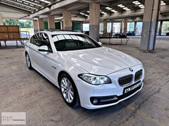KYN MOTORS BMW 520İ EXECUTVE SEDEF BEYAZ VAKUM NBT HAYALET EKRAN
