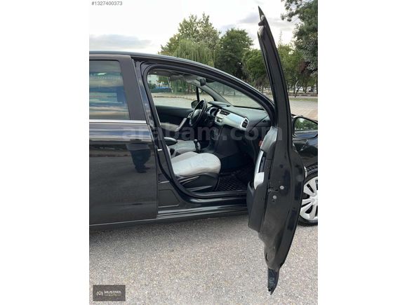 2 parça lokal boyalı Citroen c3.1.6 HDİ Exclusive