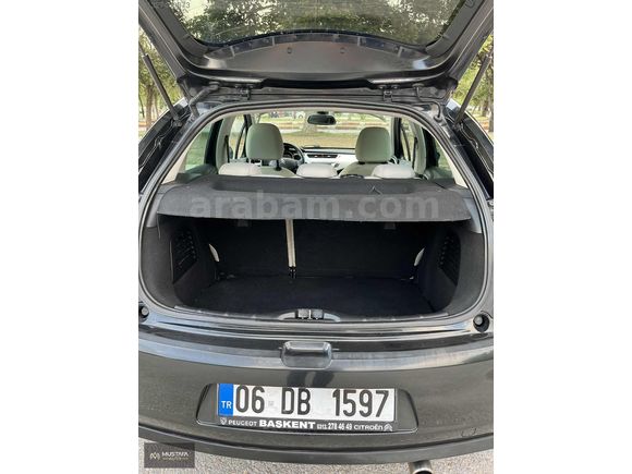 2 parça lokal boyalı Citroen c3.1.6 HDİ Exclusive