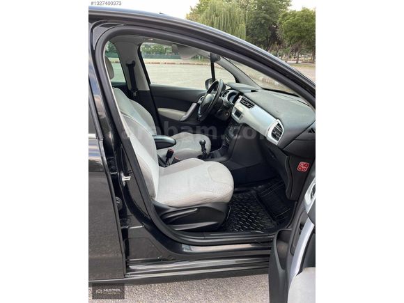 2 parça lokal boyalı Citroen c3.1.6 HDİ Exclusive