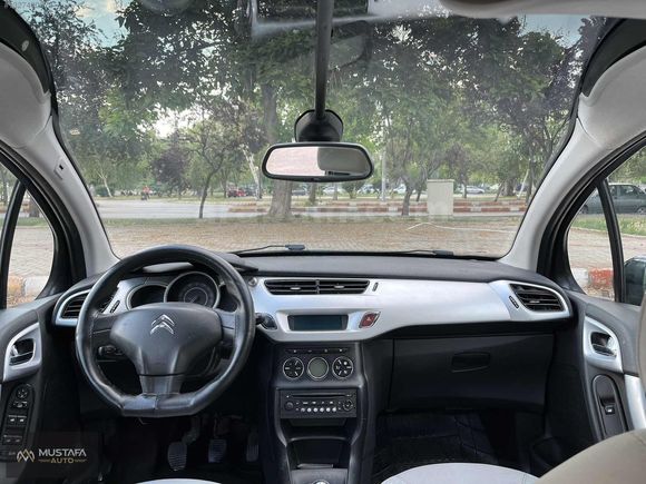 2 parça lokal boyalı Citroen c3.1.6 HDİ Exclusive