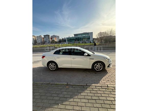 Sahibinden Renault Megane 1.5 Blue DCI Joy 2021 Model 