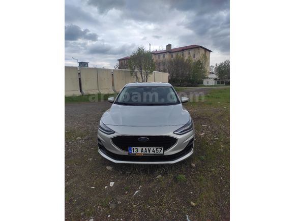 Sahibinden Ford Focus 1.5 EcoBlue Trend X 2024 Model 60.000 km Gri (Gümüş)