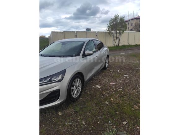 Sahibinden Ford Focus 1.5 EcoBlue Trend X 2024 Model 60.000 km Gri (Gümüş)