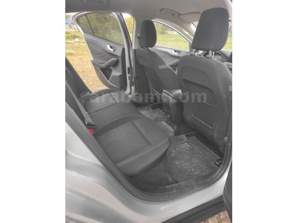 Sahibinden Ford Focus 1.5 EcoBlue Trend X 2024 Model 60.000 km Gri (Gümüş)