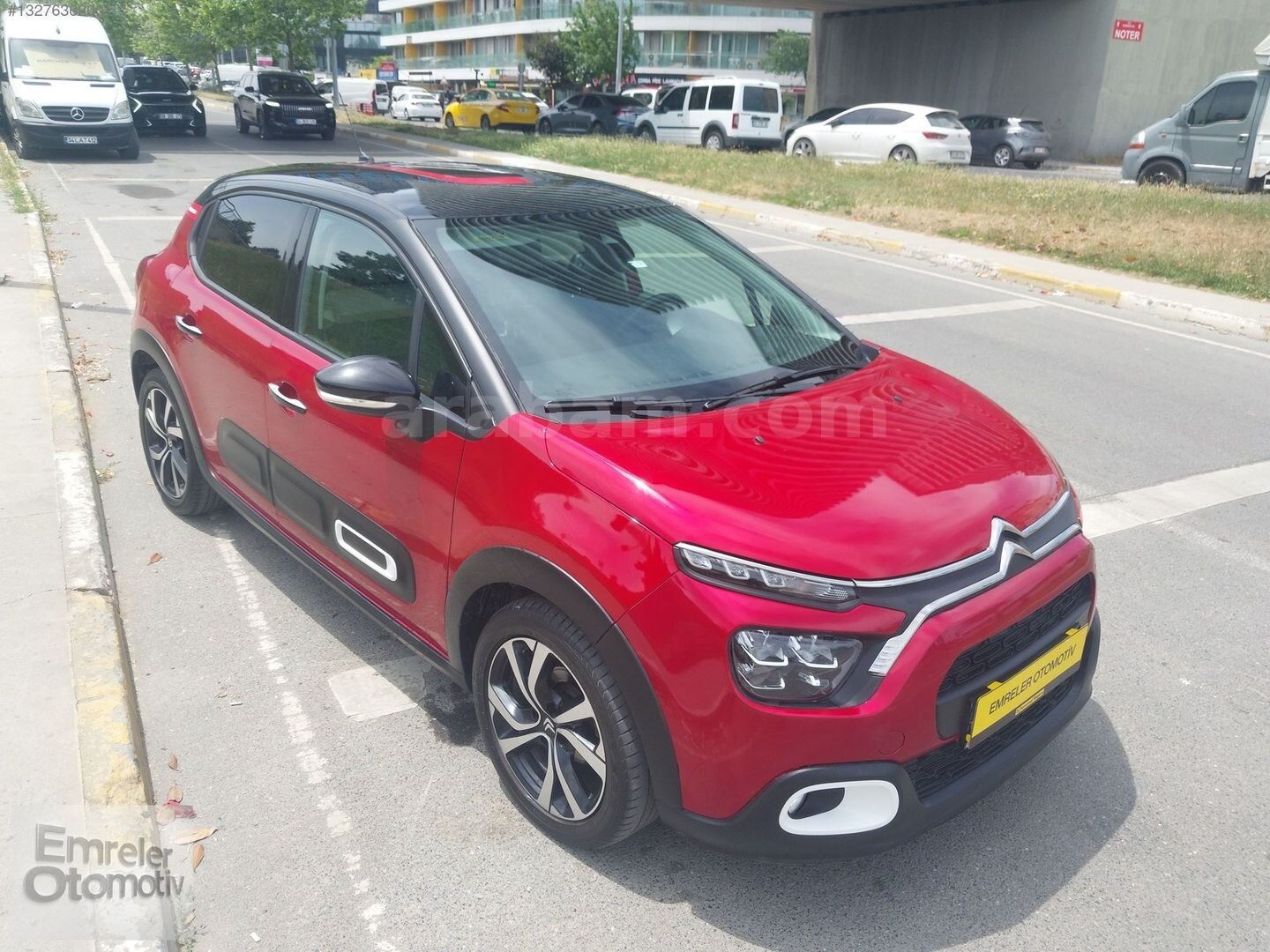 Galeriden Citroen C3 1.2 PureTech Shine 2024 Model İstanbul 58.000 km Kırmızı 2