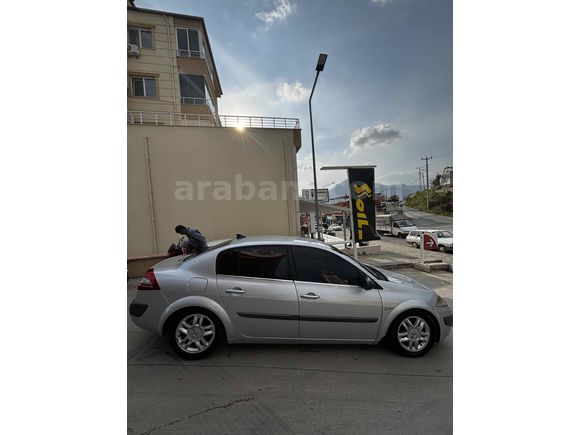 Sahibinden Renault Megane 1.5 dCi Privilege 2006 Model 