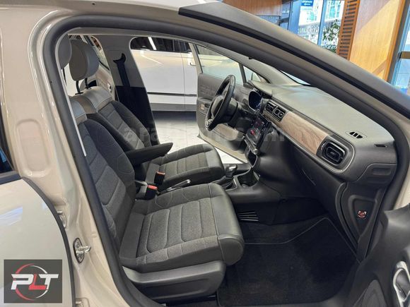 POLATTAN 2024 MODEL CITROEN C3 1.2 PURETECH SHİNE SENETLİ SATIŞ