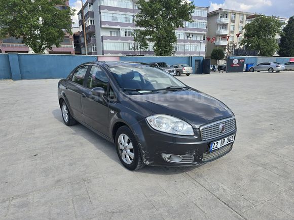 13 YILLIK SAHİBİNDEN 2011 MODEL KLİMALI DİZEL 1.3 MULTİJET LİNEA
