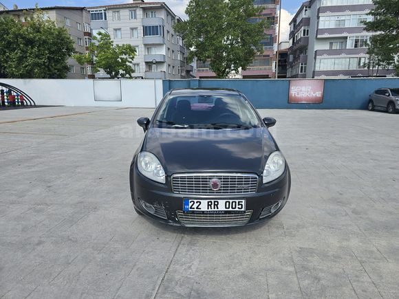 13 YILLIK SAHİBİNDEN 2011 MODEL KLİMALI DİZEL 1.3 MULTİJET LİNEA