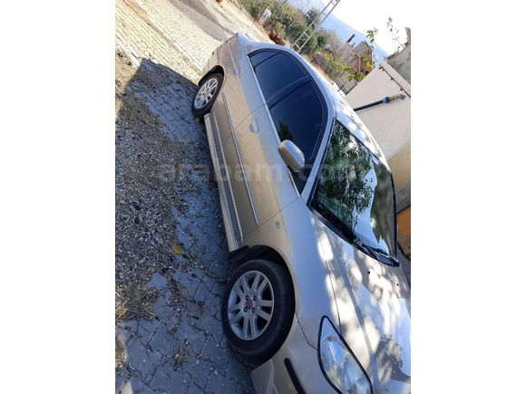 Sahibinden Honda Civic 1.6i VTEC LS 2004 Model