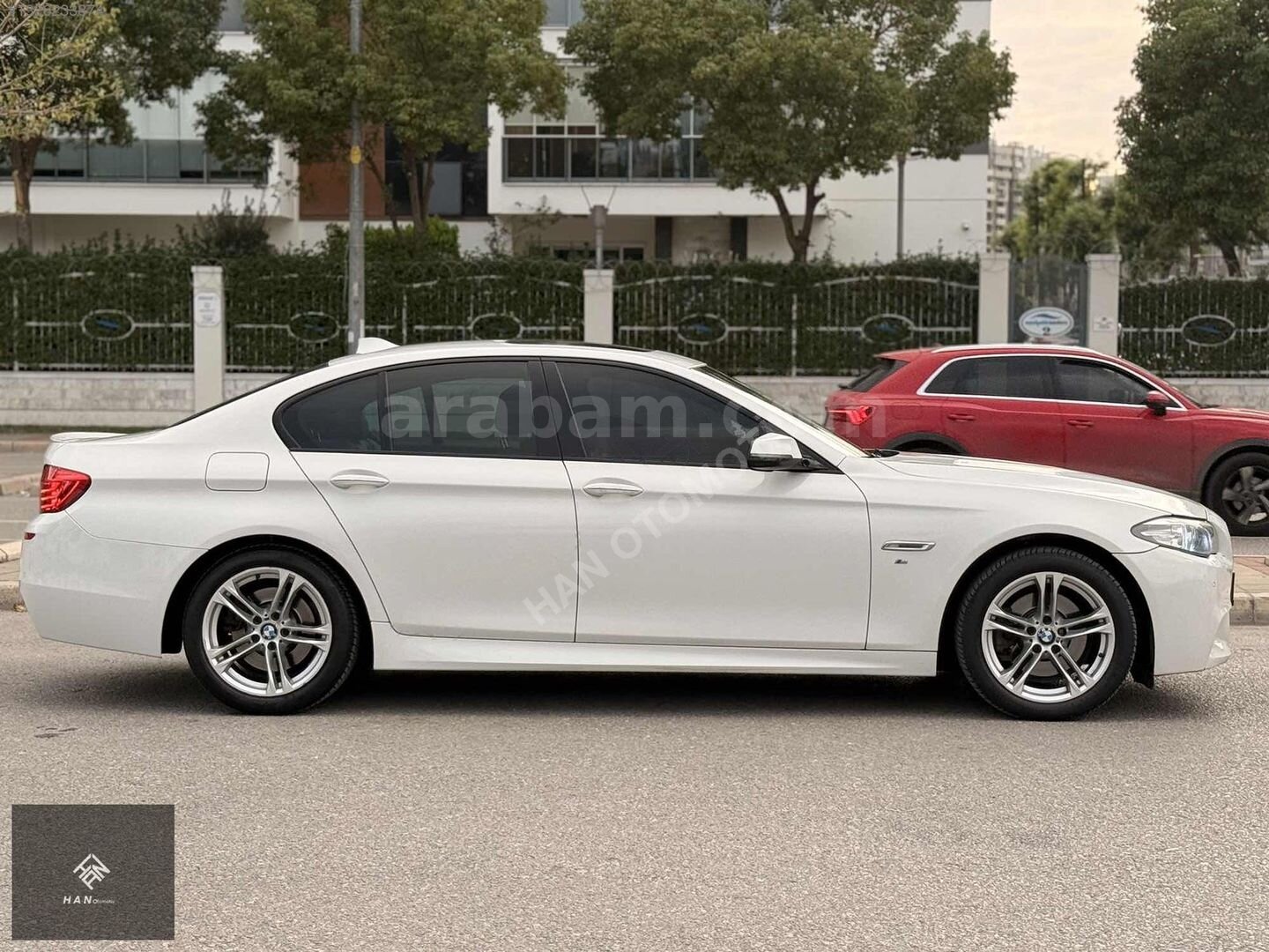 Galeriden BMW 5 Serisi 525d xDrive Executive M Sport 2016 Model İzmir 236.000 km Beyaz 7