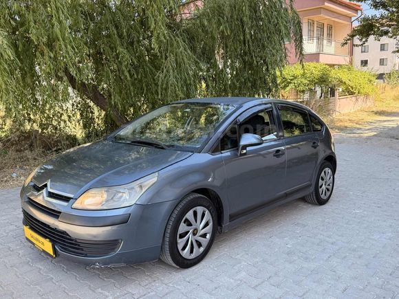 230Binde Emsalsiz Fırsat Aracı C4 Full Bakımlı