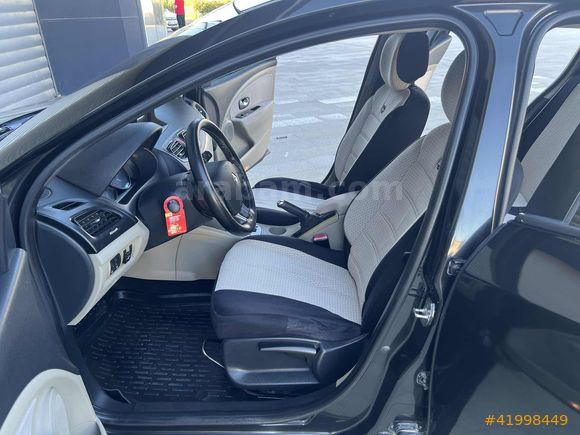 BERAT'DAN-2011 RENAULT MEGANE 1.6 OTOMATİK SANRUFF BAKIMLI