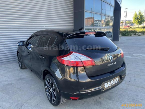BERAT'DAN-2011 RENAULT MEGANE 1.6 OTOMATİK SANRUFF BAKIMLI