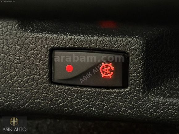 AŞIK AUTO'DAN HATASIZ 2018 DACİA SANDERO/53.000KM!