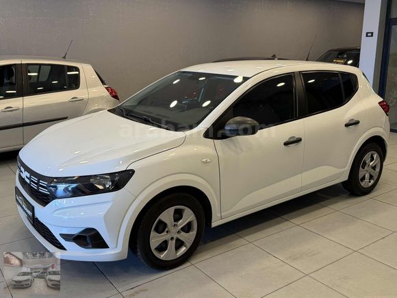 KK12 TAKSİT 2023 MODEL DACİA SANDERO 1.0 TCE ESSENTİAL