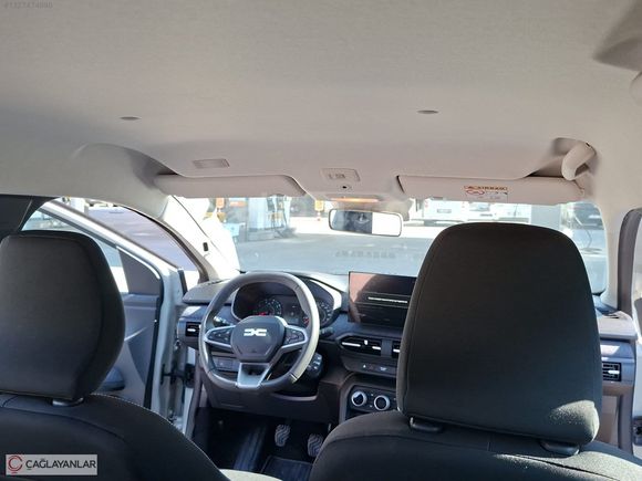 2025 MODEL DACİA SANDERO 1.0 TCE 100PS EXPRESSİON MANUEL HATASIZ
