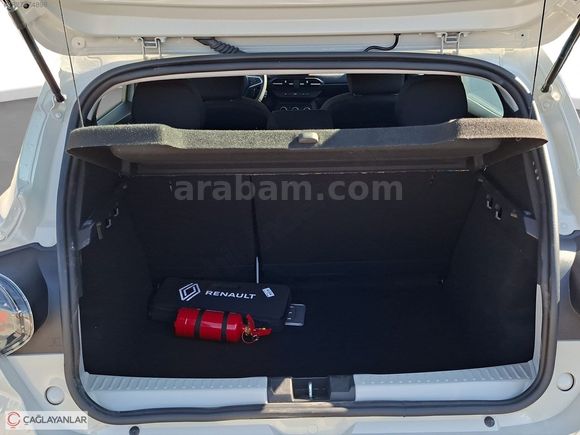 2025 MODEL DACİA SANDERO 1.0 TCE 100PS EXPRESSİON MANUEL HATASIZ