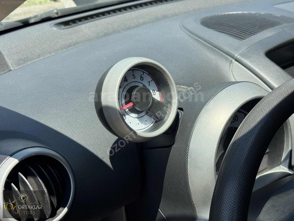 ÖZORTAKLAR'DAN 2010 C1 OTOMATIK 165 BİN KM BAKIMLI