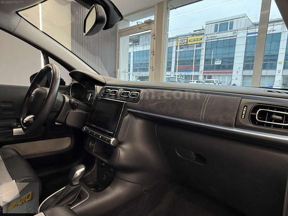 2023 C3 1.2 Puretech ELLE ÇİFT RENK KOLTUK ISITMA FULL