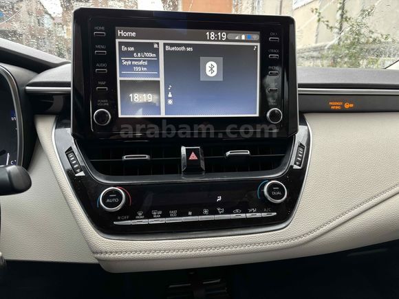 Sahibinden Toyota Corolla 1.5 Dream 2022 Model 