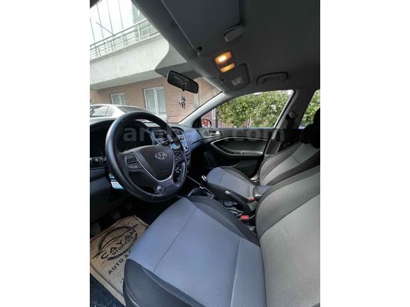 Sahibinden Hyundai i20 1.4 CRDi Style 2016 Model 