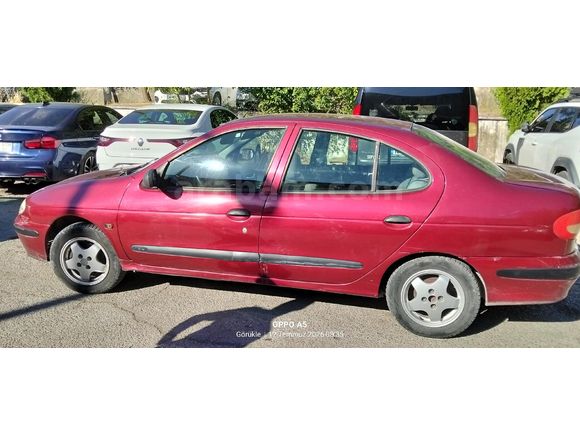 Sahibinden Renault Megane 1.4 Authentique 2002 Model