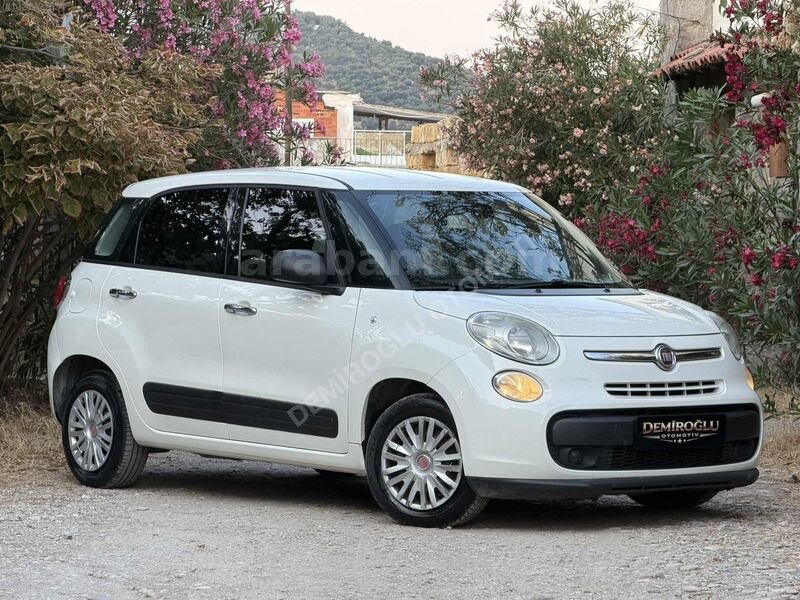 Galeriden Fiat 500 Ailesi 500L 1.3 Mjet PopStar 2014 Model Çanakkale 215.000 km Beyaz