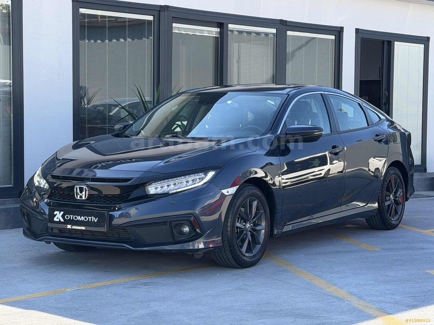Galeriden Honda Civic 1.5 i-VTEC Elegance 2021 Model İstanbul 99.000 km Mavi 2