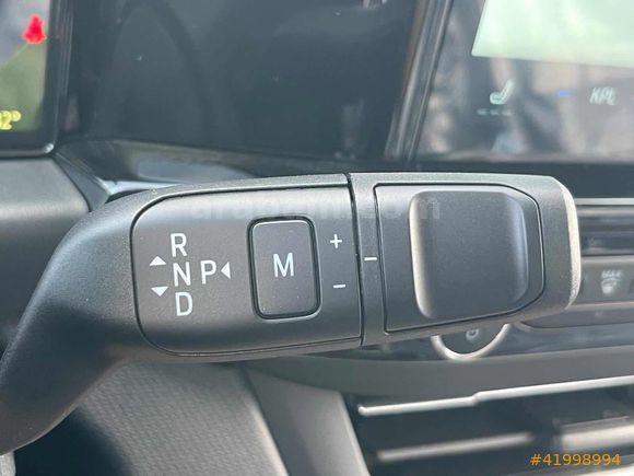 2K OTOMOTİV'DEN 2025 MODEL FORD TOURNEO CUSTOM TİTANİUM PLUS